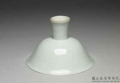 图片[2]-Stem bowl with dragon decoration in sweet-white glaze,  Ming dynasty, Yongle reign (1403-1424)-China Archive